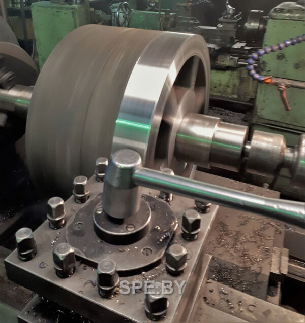 Каток СБ BENNINGHOVEN TBA 3000