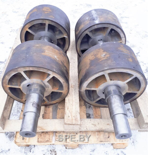 Каток СБ BENNINGHOVEN TBA 3000