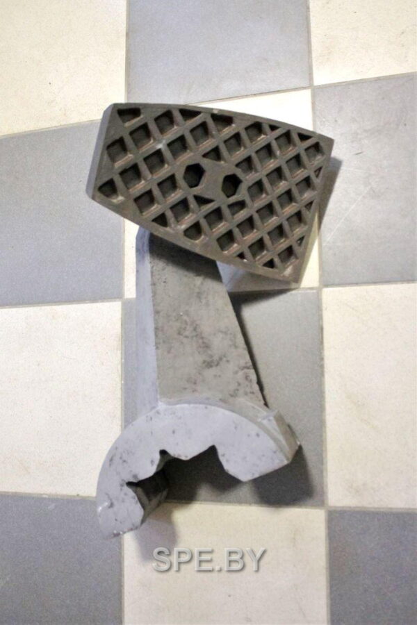 Стойка смесителя LINTEC левая 90-924-001